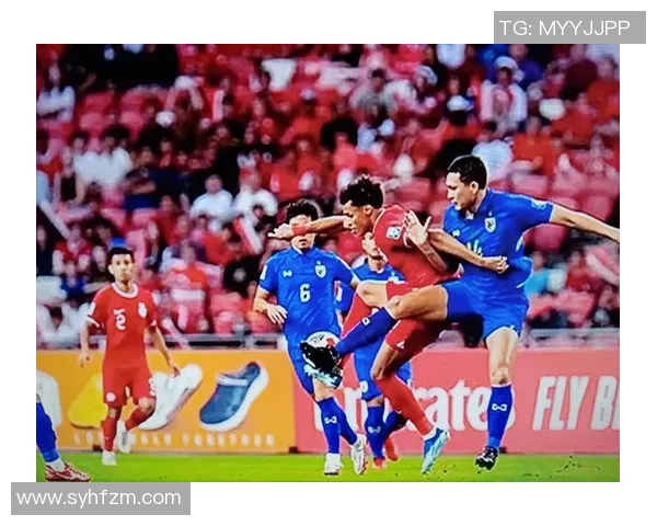 世预赛中国队迎战阿联酋队全力争胜展现足球实力与团队精神 世预赛中国队迎战阿联酋队全力争胜展现足球实力与团队精神