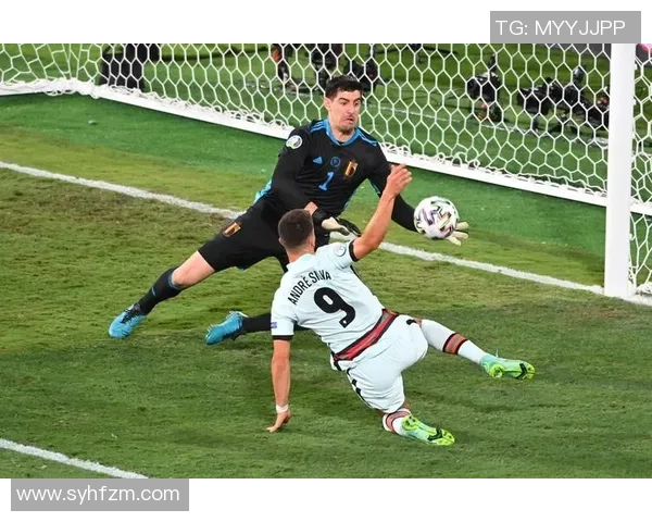 库尔图瓦:守护球门的铁血战士与足球界的传奇之路 库尔图瓦:守护球门的铁血战士与足球界的传奇之路